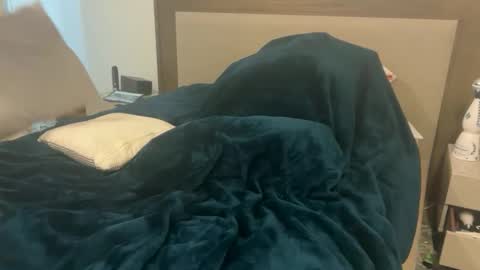 Snapshot of dudecuzbeo chatting on 02-12-25, 12:44 dudecuzbeo online show from 02-12-25, 12:44