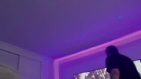 Snapshot of dudecuzbeo chatting on 10-23-25, 03:44 dudecuzbeo online show from 10-23-25, 03:44