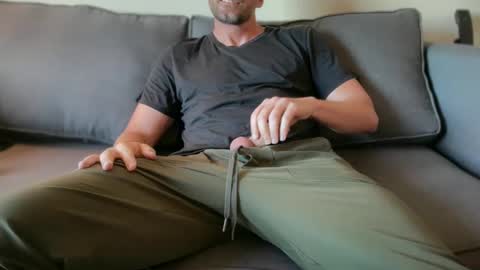 Snapshot of duke_london chatting on 09-23-25, 12:02 Duke online show from 09-23-25, 12:02