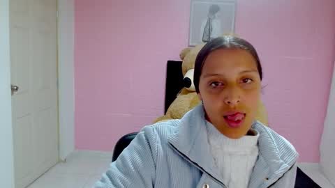 dulce1609 online show from 02-13-25, 10:43