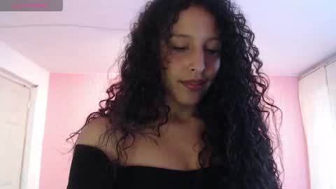 Snapshot of dulce1609 chatting on 06-06-26, 09:19 dulce1609 online show from 06-06-26, 09:19