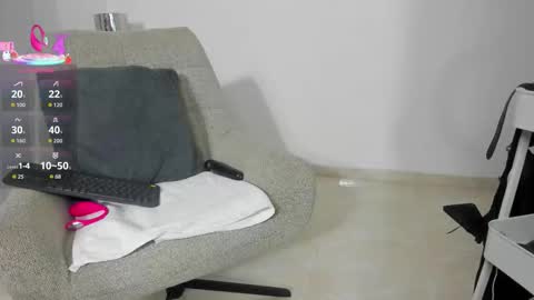 Snapshot of dulce1_ chatting on 11-28-25, 09:23 Dulce online show from 11-28-25, 09:23