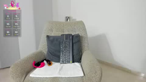 Snapshot of dulce1_ chatting on 07-15-26, 08:52 Dulce online show from 07-15-26, 08:52