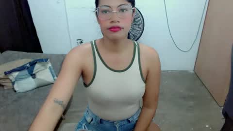 Snapshot of dulce2415 chatting on 05-07-26, 01:11 dulce2415 online show from 05-07-26, 01:11