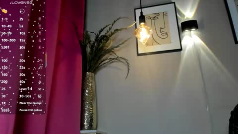 dulce__fiore07 online show from 11-16-25, 12:22