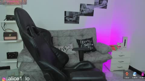  ALICE  online show from 01-14-25, 01:38