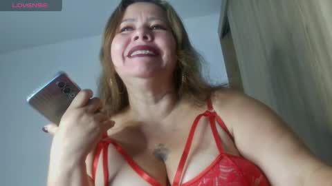 Snapshot of dulce_anahi_ chatting on 05-01-26, 01:32 Im Dulce online show from 05-01-26, 01:32