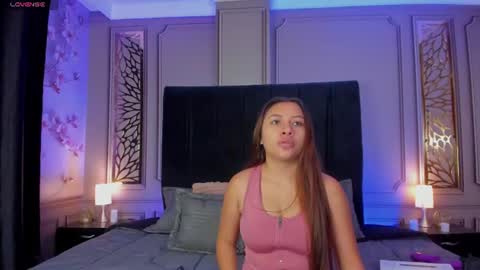 Snapshot of dulce_girls chatting on 07-07-26, 11:36 Dulce online show from 07-07-26, 11:36