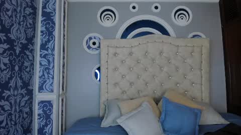 Snapshot of dulce_girls chatting on 07-27-26, 11:50 Dulce online show from 07-27-26, 11:50