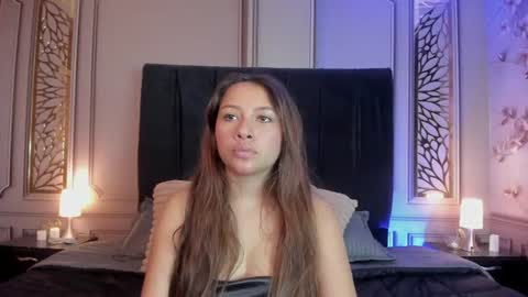 Snapshot of dulce_girls chatting on 07-28-26, 12:48 Dulce online show from 07-28-26, 12:48