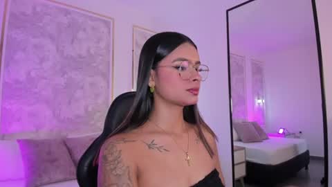 D U L C E online show from 06-14-26, 01:02