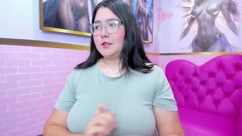 Snapshot of dulce_meow chatting on 11-11-25, 11:54 Dulce online show from 11-11-25, 11:54