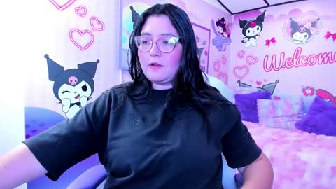 Snapshot of dulce_meow chatting on 11-26-25, 11:44 Dulce online show from 11-26-25, 11:44