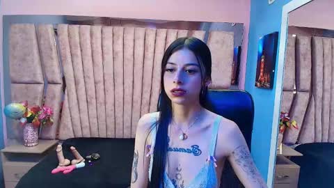 Snapshot of dulce_miiaa chatting on 11-20-25, 06:18 dulce_miiaa online show from 11-20-25, 06:18