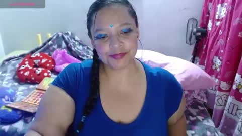 Snapshot of dulce_mmaria chatting on 10-31-25, 01:39 dulce online show from 10-31-25, 01:39