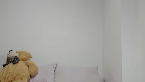 Snapshot of dulce_roberts_ chatting on 02-18-25, 12:17 Dulce  online show from 02-18-25, 12:17