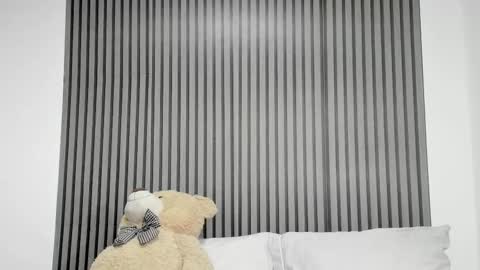 Snapshot of dulce_roberts_ chatting on 10-03-25, 01:30 Dulce  online show from 10-03-25, 01:30