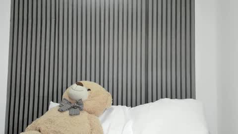 Snapshot of dulce_roberts_ chatting on 10-07-25, 01:19 Dulce  online show from 10-07-25, 01:19