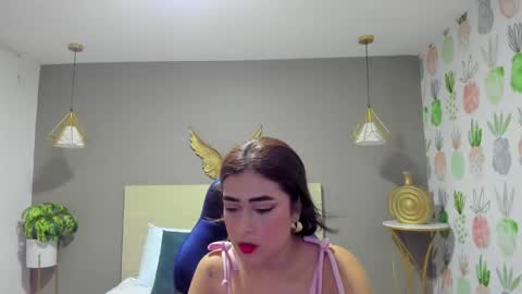 Snapshot of dulce_victoriaa_ chatting on 02-13-25, 11:50 V I C T O R I A online show from 02-13-25, 11:50