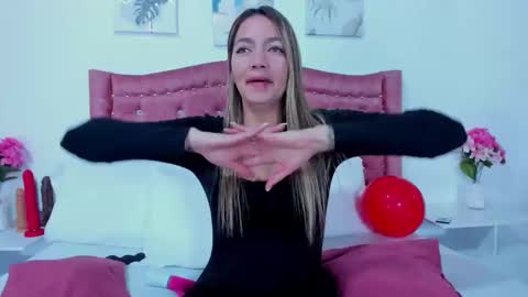 Snapshot of dulceangelita chatting on 01-16-25, 04:07 Dulce online show from 01-16-25, 04:07