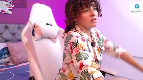 Snapshot of dulcee_gaby chatting on 10-23-25, 07:56 dulcee_gaby online show from 10-23-25, 07:56