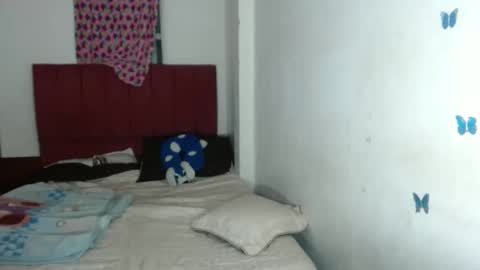 dulcekatty18 online show from 02-05-25, 06:13