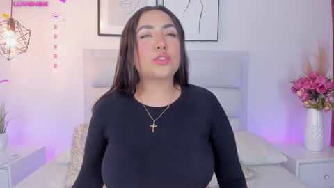 Snapshot of dulcepatersson chatting on 02-11-25, 03:08 DULCE  online show from 02-11-25, 03:08