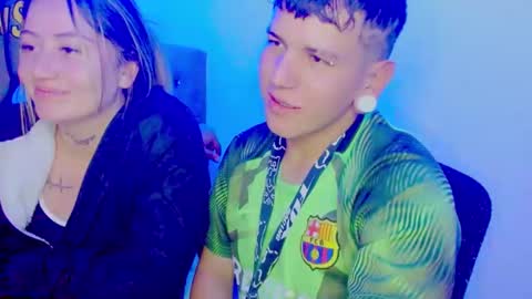 Snapshot of dulcetentacion__ chatting on 10-22-25, 02:45 Juliana and online show from 10-22-25, 02:45