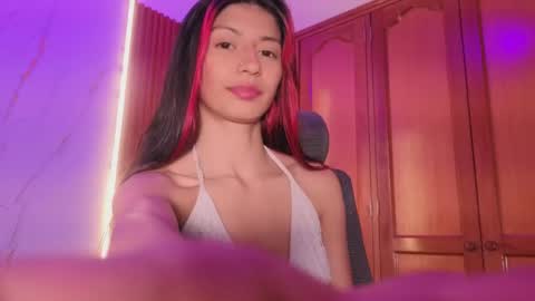 Dulce online show from 04-24-26, 03:31