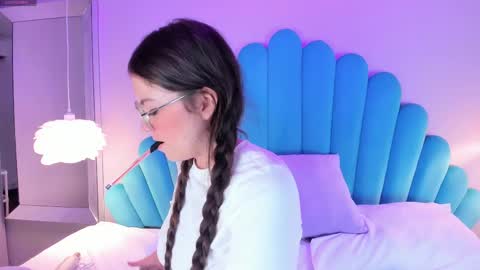 dulcevela online show from 03-11-25, 07:37