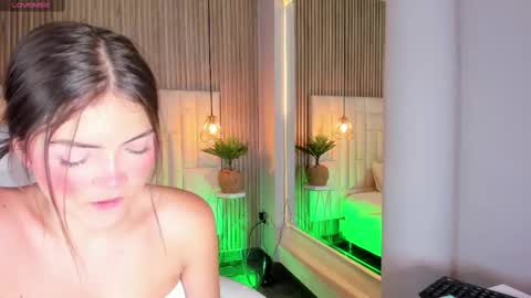 dulcevela online show from 10-04-25, 10:41