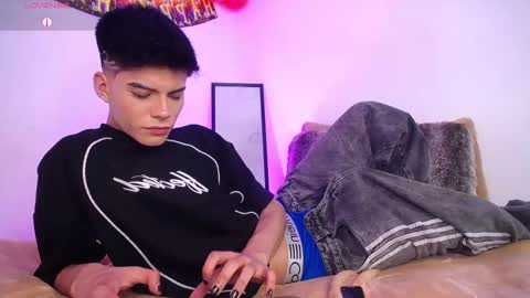 Dulcey online show from 10-09-25, 04:21