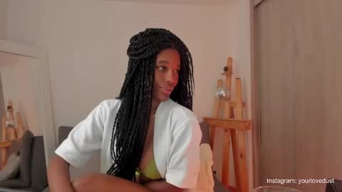 Snapshot of duna_du chatting on 12-19-24, 09:06 My birthday is tomorrow November 30  online show from 12-19-24, 09:06