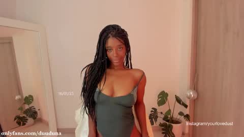 Snapshot of duna_du chatting on 01-18-25, 11:44 My birthday is tomorrow November 30  online show from 01-18-25, 11:44