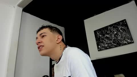 Snapshot of duolust chatting on 10-09-25, 12:03 Thomas and Noah online show from 10-09-25, 12:03