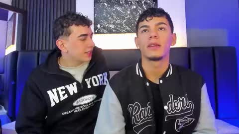 Snapshot of duolust chatting on 11-20-25, 12:16 Thomas and Noah online show from 11-20-25, 12:16