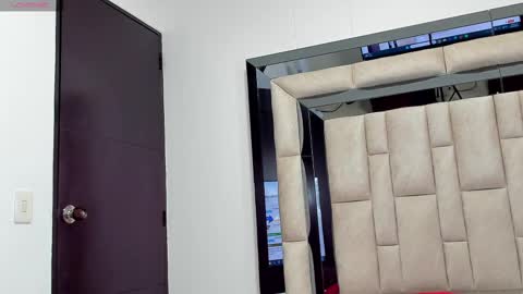 Snapshot of duran_dhikol1 chatting on 02-14-25, 02:07 duran_dhikol1 online show from 02-14-25, 02:07