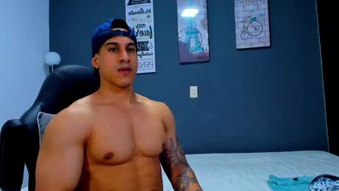 Snapshot of duran_dhikol1 chatting on 10-15-25, 04:01 duran_dhikol1 online show from 10-15-25, 04:01