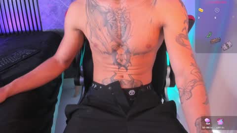 Snapshot of duriel_ chatting on 01-08-25, 03:17 Duriel online show from 01-08-25, 03:17