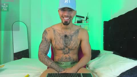 Snapshot of duriel_ chatting on 09-10-25, 06:19 Duriel online show from 09-10-25, 06:19