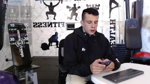 Snapshot of dustin_sonne chatting on 01-20-25, 03:37 Dustin Sonne online show from 01-20-25, 03:37