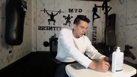 Snapshot of dustin_sonne chatting on 02-01-25, 01:34 Dustin Sonne online show from 02-01-25, 01:34