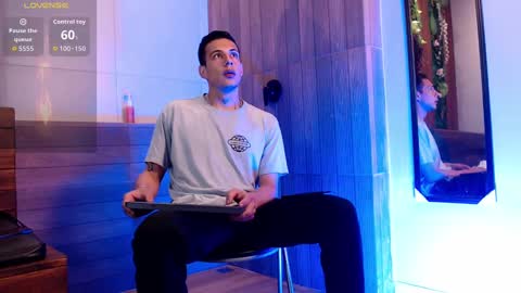 Snapshot of dustin_sonne chatting on 09-27-25, 03:44 Dustin Sonne online show from 09-27-25, 03:44