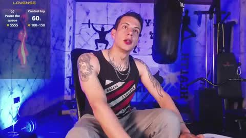 Snapshot of dustin_sonne chatting on 11-24-25, 03:39 Dustin Sonne online show from 11-24-25, 03:39