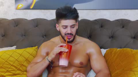 Dustin online show from 01-17-25, 08:11