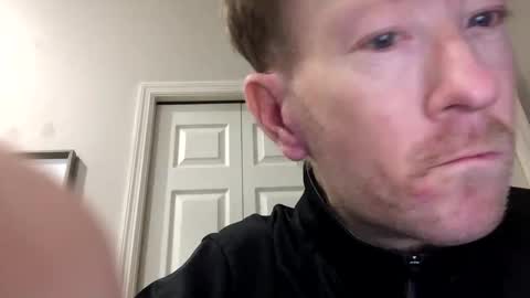 Snapshot of dustinthesweettalker chatting on 10-31-25, 12:44 Dustinthesweettalker online show from 10-31-25, 12:44