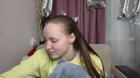 Jenny online show from 02-14-26, 07:43