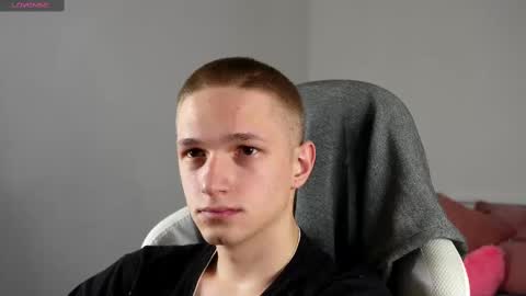 Dustyn online show from 02-19-25, 02:44