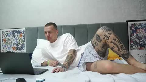 Dustyn online show from 09-16-25, 06:25