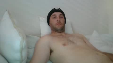 Snapshot of dustyroy09 chatting on 12-19-24, 11:14 dustyroy09 online show from 12-19-24, 11:14